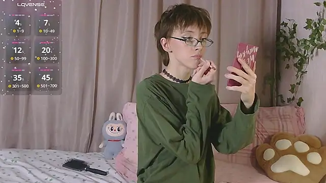 NextVibe  online show from April 24, 5:04 pm