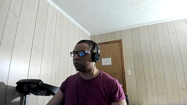 NaturalBeautyQueen online show from July 4, 2:31 pm