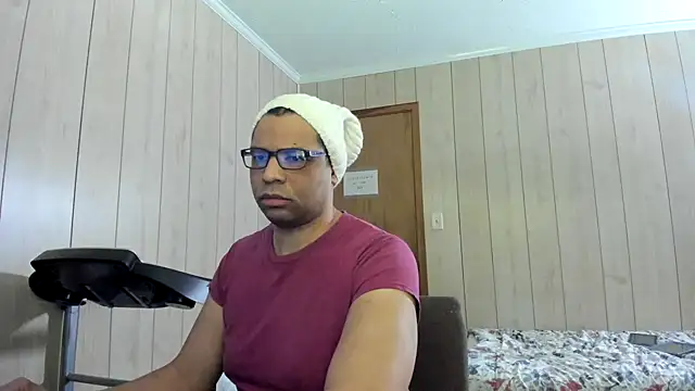 NaturalBeautyQueen online show from July 18, 4:34 pm