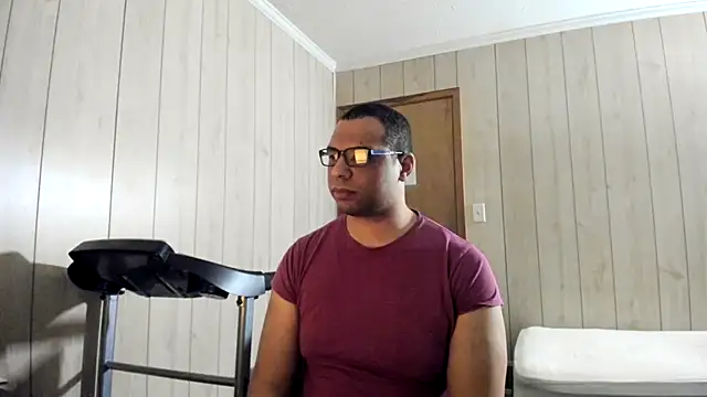 NaturalBeautyQueen online show from July 9, 9:40 pm