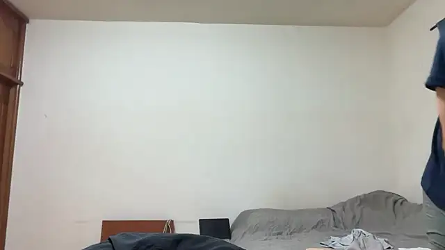 Foxfoxfox4 online show from April 18, 3:02 pm