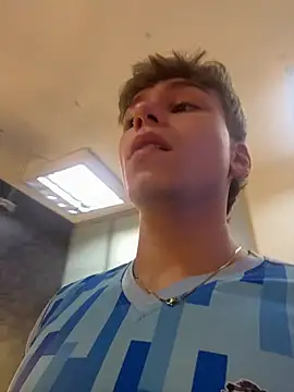 TaylerWhite online show from April 20, 11:57 am