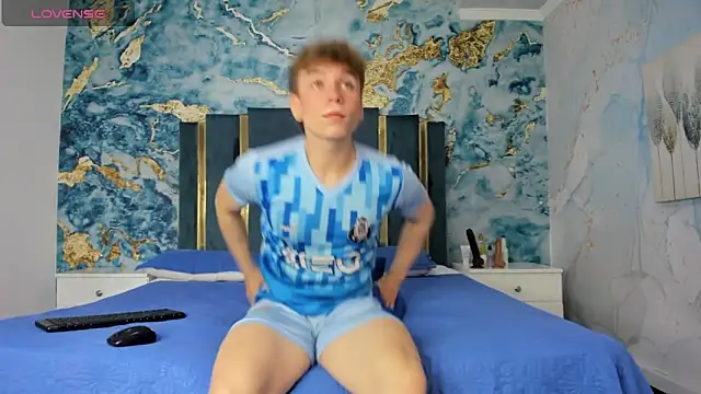 TaylerWhite online show from December 1, 12:19 pm