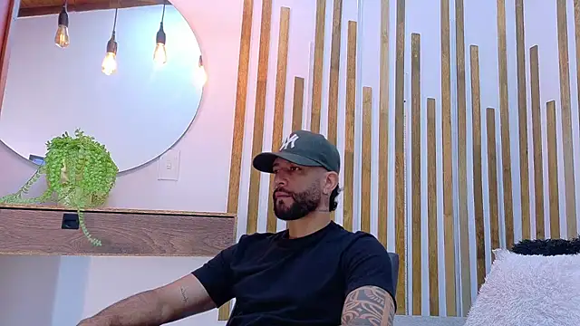 yorbymaxx online show from March 17, 1:35 pm