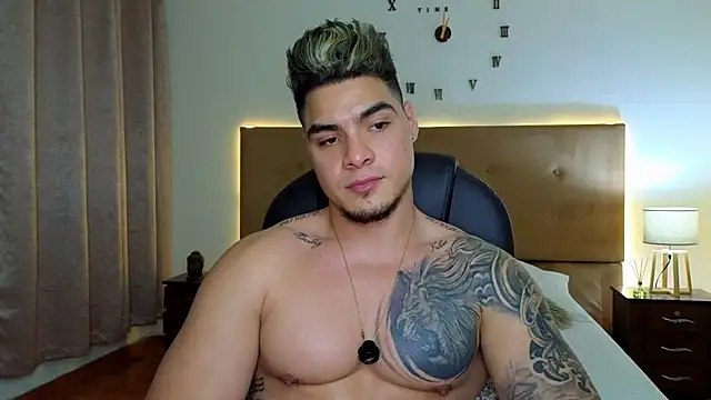 Steven Velez online show from October 7, 4:49 am