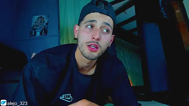 alejo  323   online show from October 17, 1:42 am