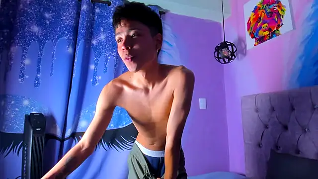 MaxiWildd online show from November 30, 1:35 pm