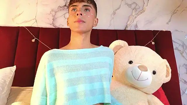 PrincePoppy online show from October 2, 8:35 pm