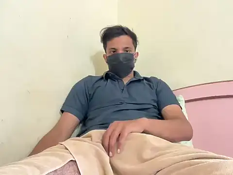 project085 online show from November 3, 8:51 am