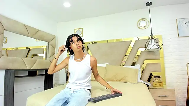 Ibratxandy online show from November 3, 6:43 pm