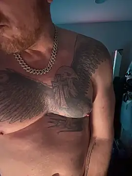 CloudyKingG online show from April 18, 8:16 am