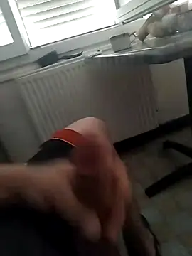 JuicyBigcockxh online show from May 30, 12:27 pm
