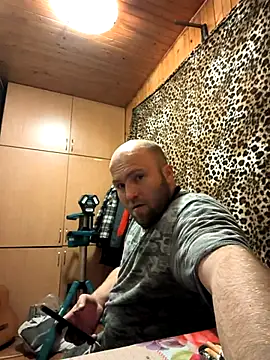 Snapshot of fbsinfo chatting on October 27, 2:25 am fbsinfo online show from October 27, 2:25 am