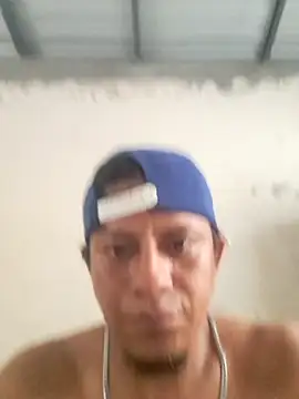 Yomo593 online show from November 7, 7:50 pm