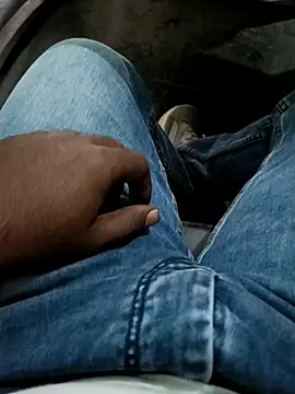 indian pavi online show from December 18, 8:43 am