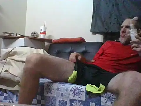 Snapshot of jarjar83 chatting on October 17, 4:38 am jarjar83 online show from October 17, 4:38 am