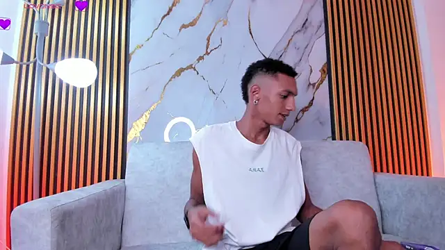 JulienSaint online show from September 10, 12:04 pm