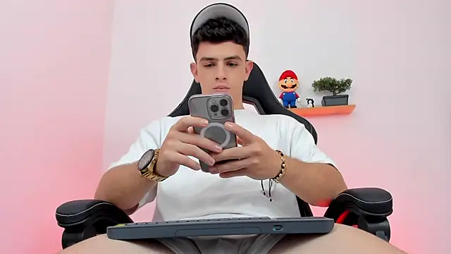 Mikecooper online show from February 10, 6:29 am