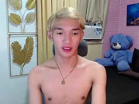 urasian john18 online show from April 18, 11:22 am