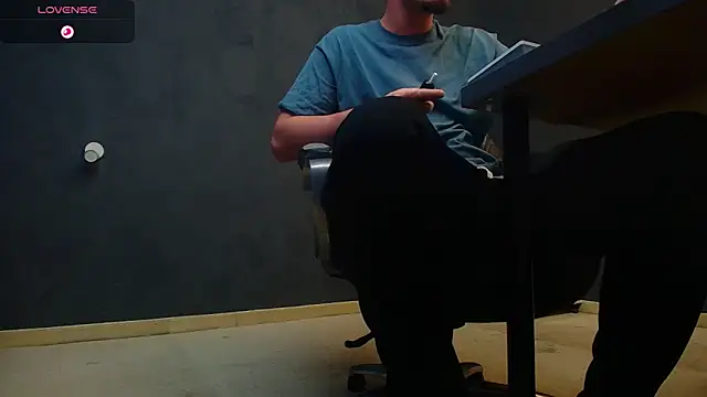 EnzoRace online show from October 28, 5:54 am