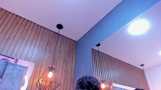 owen  johnson online show from April 19, 6:10 pm