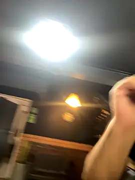 Snapshot of Yuber3 chatting on October 1, 8:51 am Yuber3 online show from October 1, 8:51 am