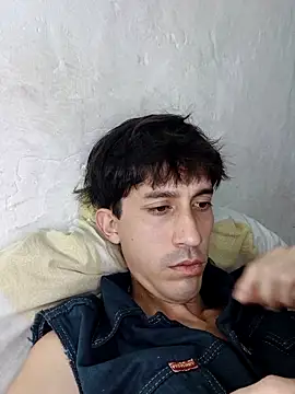 Dilanstrawberry online show from March 15, 2:08 am