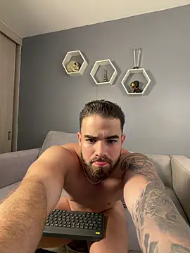 Paul Phoenix online show from November 19, 8:41 pm