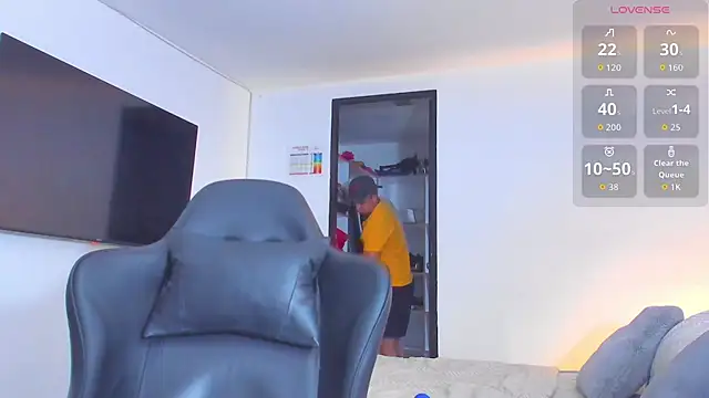 RJBarto online show from October 27, 10:12 pm