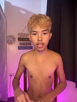 urcumjp online show from November 24, 12:17 pm