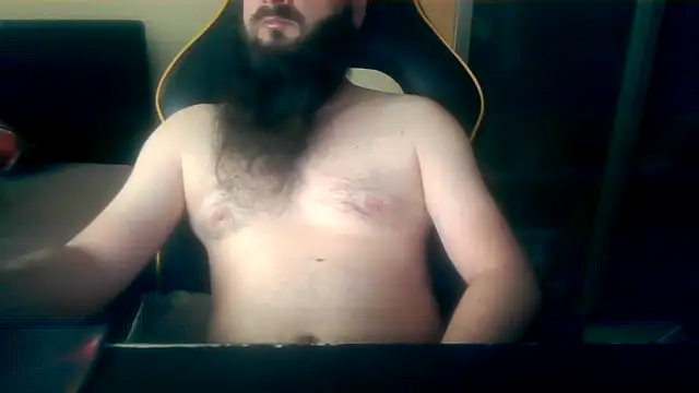 LondonMan1988 online show from April 10, 5:31 pm