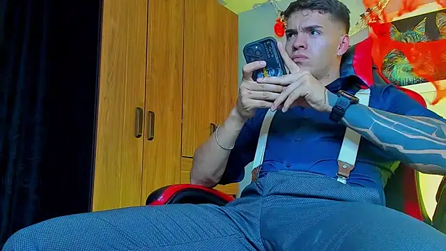 ALPHA DOMINUS  online show from October 22, 4:27 am