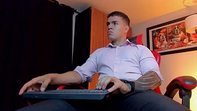 ALPHA DOMINUS  online show from February 27, 4:24 am