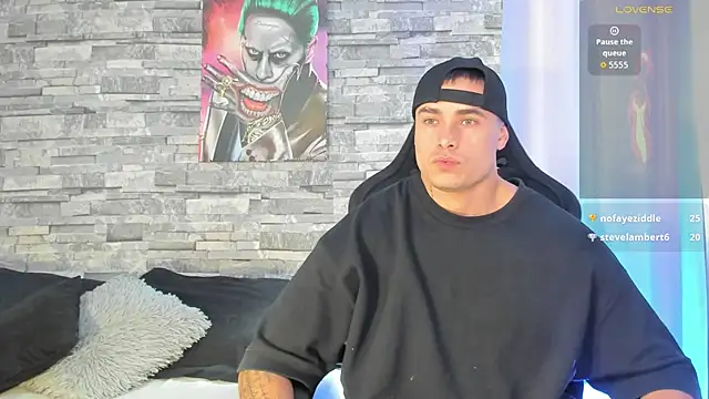 connorsmiith online show from October 22, 2:43 pm