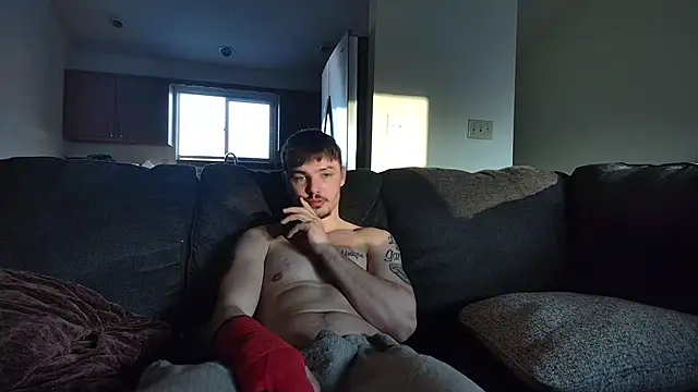 derekmontana2 online show from February 14, 11:22 pm