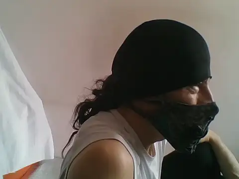 Snapshot of matrix70016 chatting on September 8, 4:50 pm matrix70016 online show from September 8, 4:50 pm