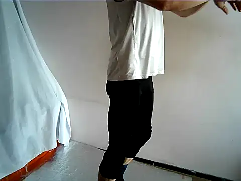 Snapshot of matrix70016 chatting on September 11, 4:28 pm matrix70016 online show from September 11, 4:28 pm