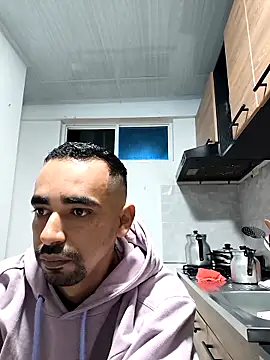 stivenlujan69 online show from January 19, 12:57 am