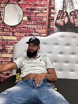 Damian Shakur online show from April 11, 12:09 pm