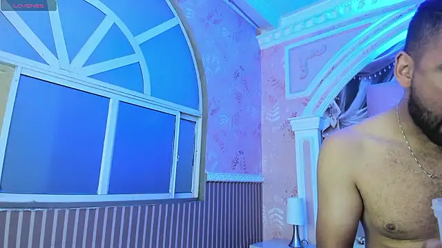 magnus serket online show from February 10, 11:48 am