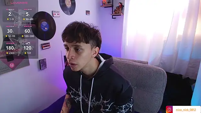 Snapshot of Nick_Bangover_ chatting on October 10, 6:13 pm Nick Bangover  online show from October 10, 6:13 pm