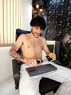 Rafael Mendezz online show from December 4, 8:49 pm