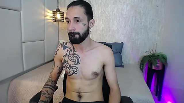 Hisoka 011 online show from February 17, 7:46 pm