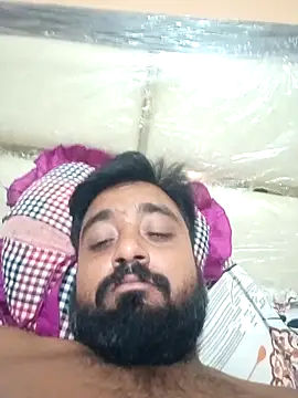 Snapshot of Raju_fuckerr chatting on September 17, 10:38 am Raju fuckerr online show from September 17, 10:38 am