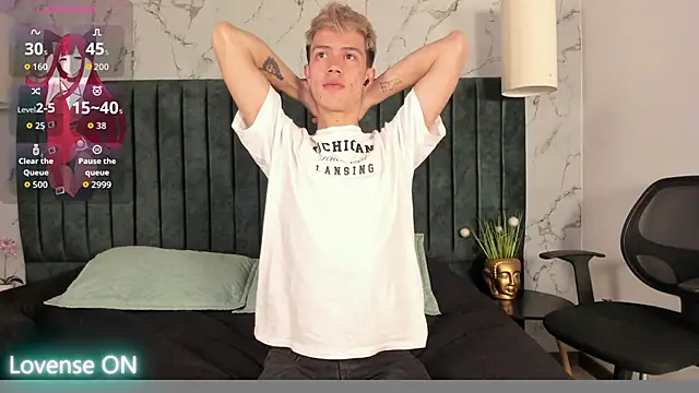 nicktorn online show from November 17, 12:30 pm