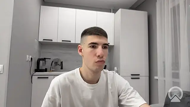 holy eggs 01 online show from January 17, 8:54 pm