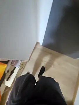 flirt 23 online show from March 11, 8:05 pm