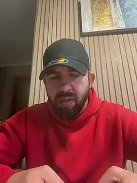 andrey1887 online show from June 12, 7:06 am