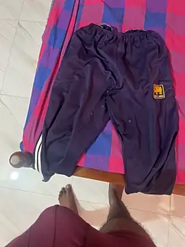 creepy7boy online show from September 11, 9:19 am