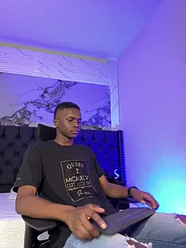 Brycce santos online show from July 4, 1:36 pm